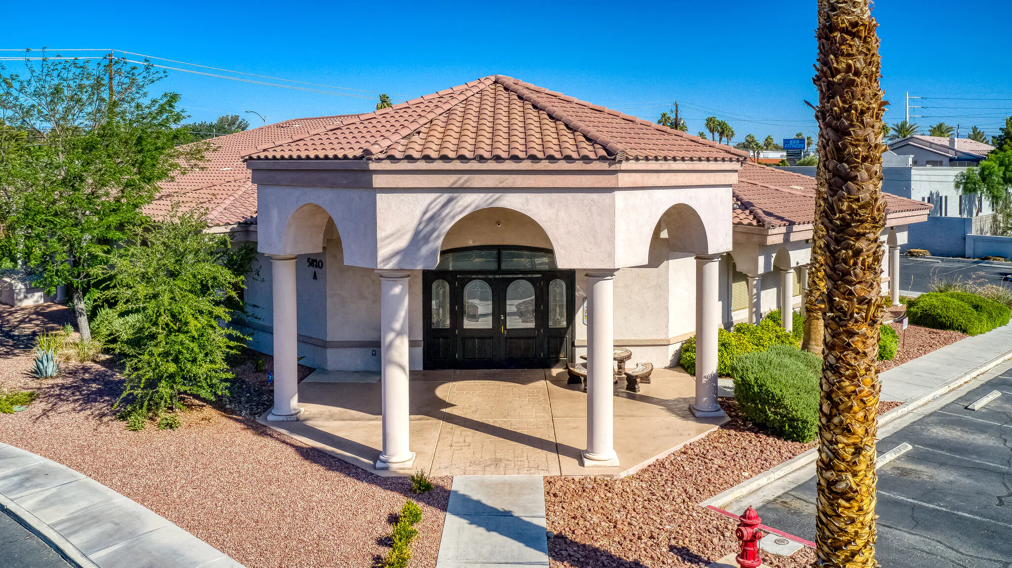 Office Investment & Owner-User Opportunity, 5820 S Pecos Rd