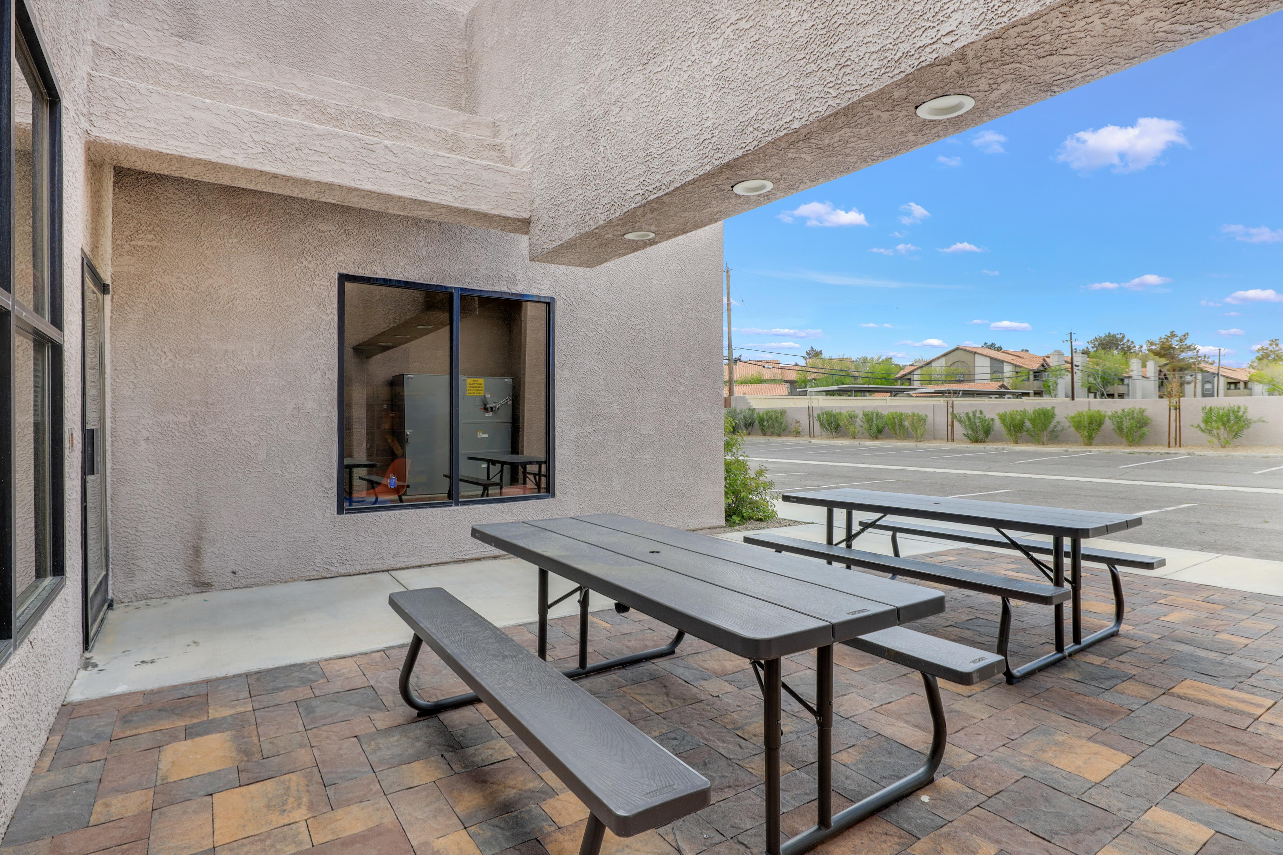 Renovated Medical/Office Owner-User Opportunity photo 3