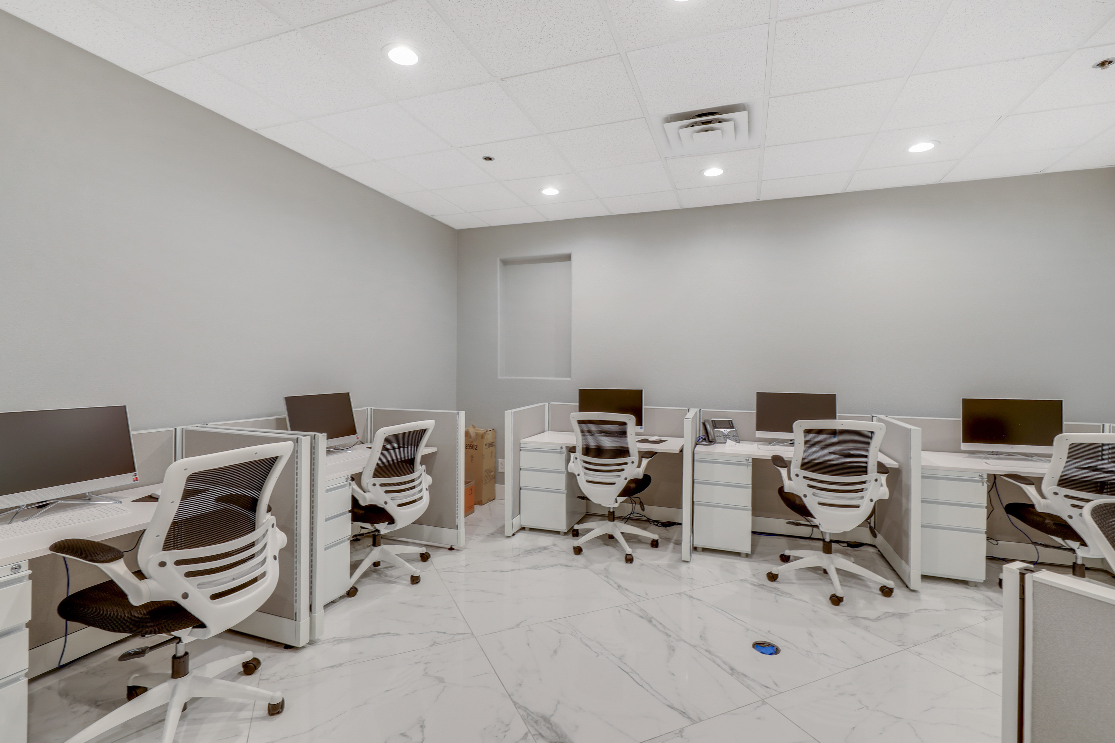 Renovated Medical/Office Owner-User Opportunity photo 7