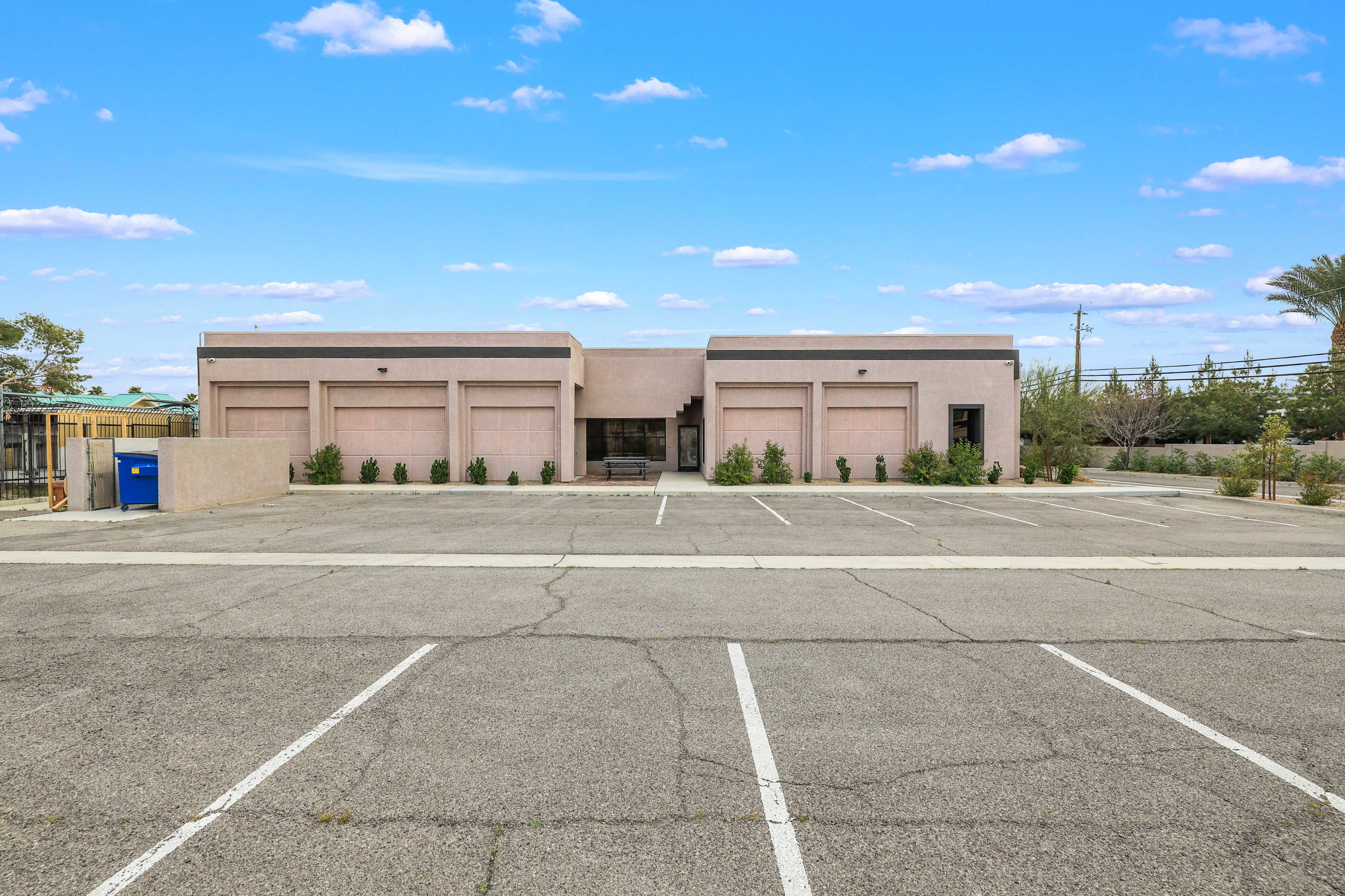 Renovated Medical/Office Owner-User Opportunity photo 12